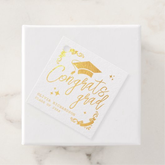 Personalized Graduation Elegant Script Stars & Cap Geschenkanhänger (Mit Box)