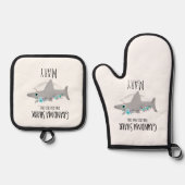 Personalized Grandma Shark Doo Doo Doo Ofenhandschuh & Topflappen-Set (Vorderseite)