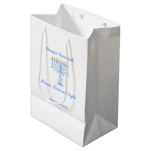 Personalized Hannukah gift bag - Happy Hanukkah Mittlere Geschenktüte (Vorderseite Schrägansicht)