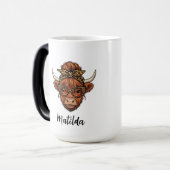 Personalized Highland cow messy bun  Verwandlungstasse (Vorderseite Links)