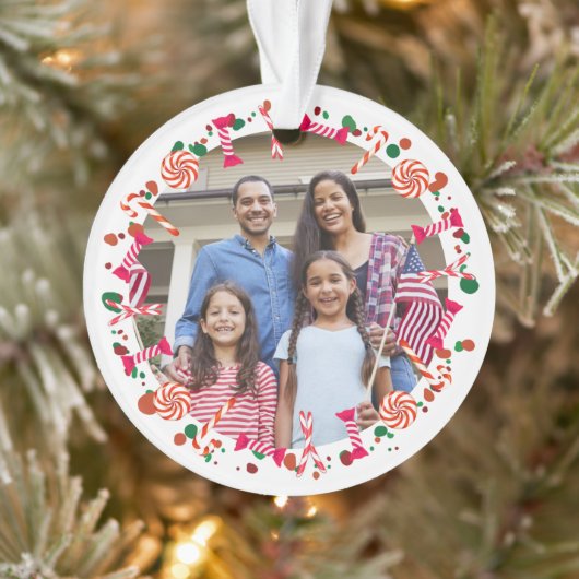 Personalized Holiday Candy Border Photo Ornament (Baum)