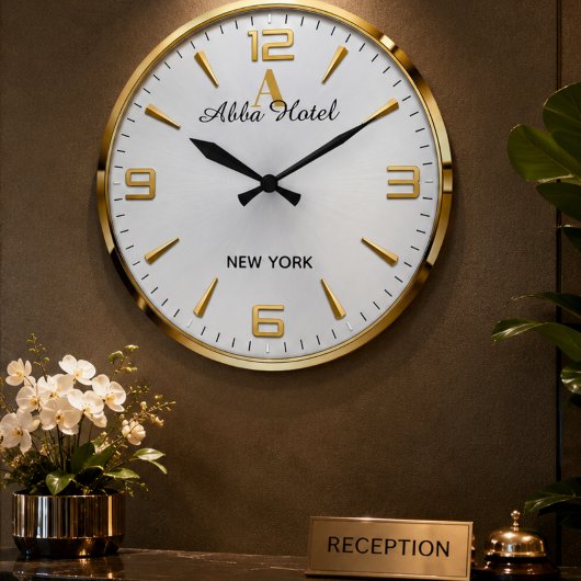 Personalized Hotel Name Luxury Gold Silver Große Wanduhr