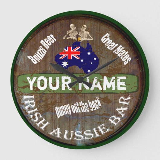 Personalized Irish Australian pub sign Große Wanduhr (Vorderseite)