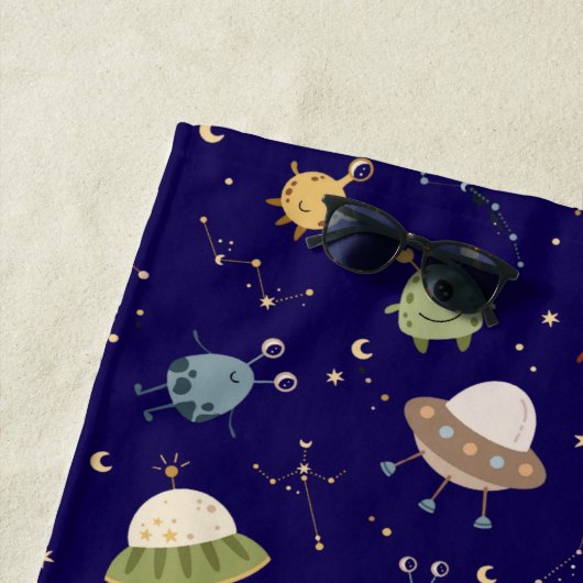 Personalized Kids' Alien & Spaceship Strandtuch (Beispiel)