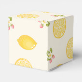 Personalized Lemon Floral Summer Custom Name Geschenkschachtel (Rückseite)