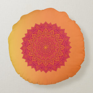 Personalized Mandala Throw Pillow – Soft Color Orn Rundes Kissen