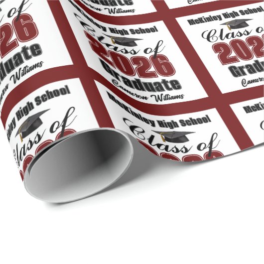 Personalized Maroon Class of 2026 Graduation Geschenkpapier (Rolleneckpunkt)