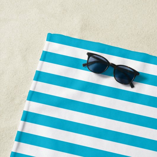 Personalized Modern Blue Striped Pattern Strandtuch (Beispiel)