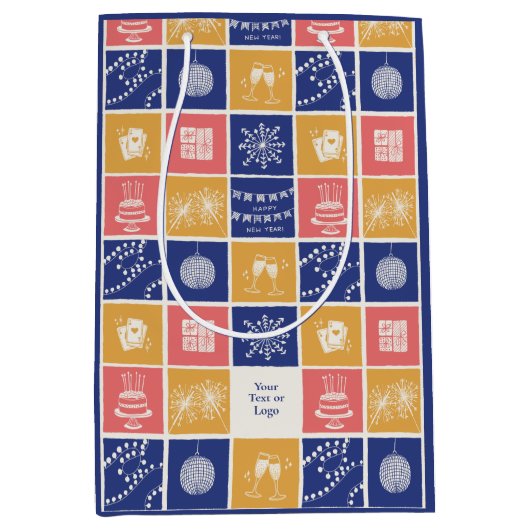 Personalized Modern Hand-Drawn Colorful New Year Mittlere Geschenktüte (Vorderseite)