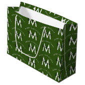 Personalized Modern Merry Christmas Green Monogram Große Geschenktüte (Vorderseite Schrägansicht)