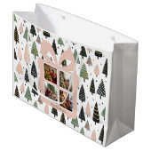 Personalized Modern Pink Christmas Photo Gift Bag Große Geschenktüte (Vorderseite Schrägansicht)
