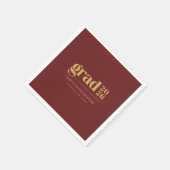 Personalized Modern Red Gold 2026 Graduation Serviette (Ecke)