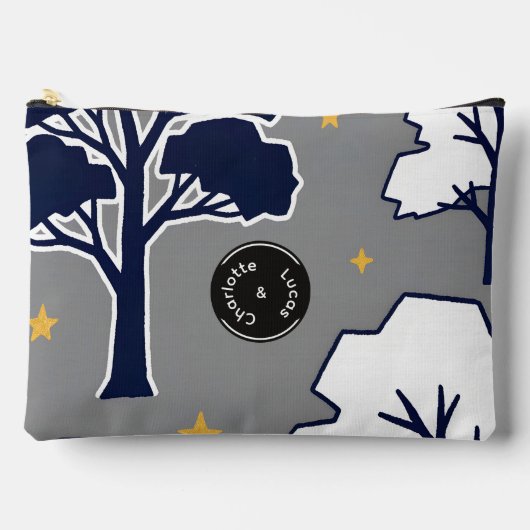 Personalized Modern Woodland Tree and Star Zubehörtasche (Vorderseite)
