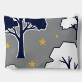Personalized Modern Woodland Tree and Star Zubehörtasche (Rückseite)