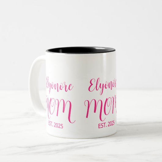 Personalized Mom Name Established Pink Script  Zweifarbige Tasse (Vorderseite Links)