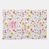 Personalized Mom’s Kitchen Floral Family Name Geschirrtuch (Horizontal)
