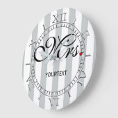 Personalized Mrs. on a Große Wanduhr (Winkel)