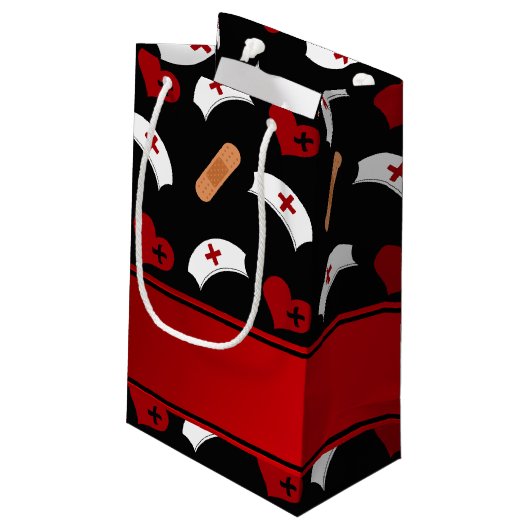 Personalized name black nurse pattern kleine geschenktüte (Rückseite Schrägansicht)