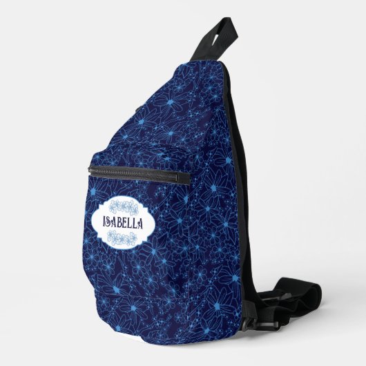 Personalized Name Feminine Blue Floral Pattern Crossbody Bag (Rechte Ecke)
