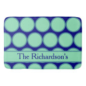 Personalized Navy Mint Polka Dot Pattern Modern  Badematte (Vorderseite)