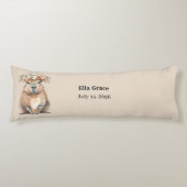 Personalized Nursery Pillow • Capybara Baby Decor Seitenschläferkissen (Vorderseite)