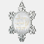 Personalized On Angels Wings Schneeflocken Zinn-Ornament (Rechts)