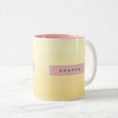 Personalized Pastel Soft Yellow Ombre Zweifarbige Tasse (VorderseiteRechts)