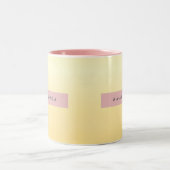 Personalized Pastel Soft Yellow Ombre Zweifarbige Tasse (Mittel)
