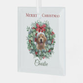 Personalized Pet Christmas with Wreath & Name Ornament Aus Glas (Vorderseite links)