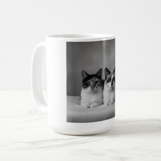Personalized Pet Mug – High-Resolution Cat Photo Kaffeetasse (Vorderseite Links)