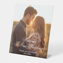 Personalized Photo Pedestal Sign – Custom Event Sockelschild