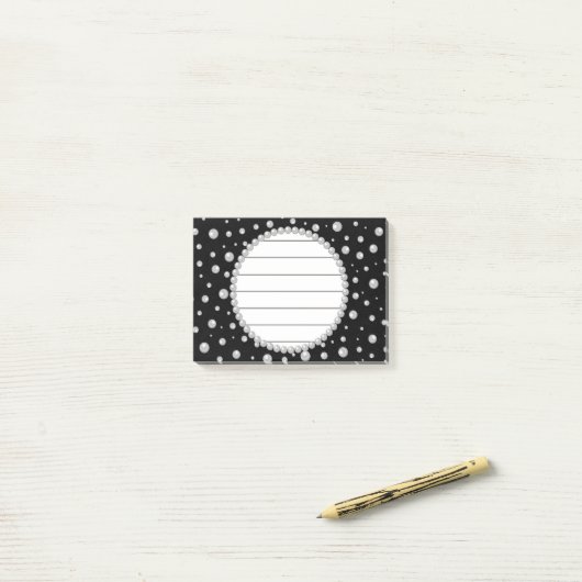 Personalized Photo with Pearls Circle on Black Post-it Klebezettel (Auf Schreibtisch)