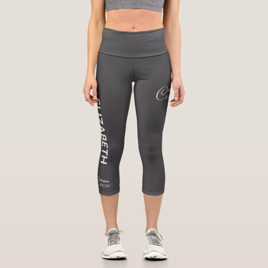 Personalized Pilates Crew Reformer / Mat Dark Grey Capri Leggings (Vorderseite)