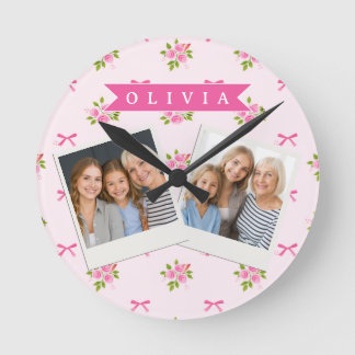 Personalized Pink Coquette Girly Bow Floral Name Runde Wanduhr