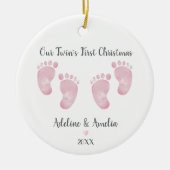 Personalized Pink Twin Baby Girls Footprint Keramik Ornament (Vorne)