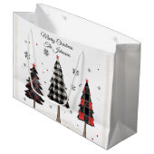 Personalized Plaid Christmas Trees Family Name Große Geschenktüte (Vorderseite Schrägansicht)
