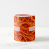 Personalized Playful Spaghetti in Tomato Sauce  Zweifarbige Tasse (Mittel)