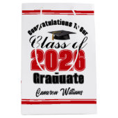 Personalized Red Class of 2026 Graduation Mittlere Geschenktüte (Vorderseite)