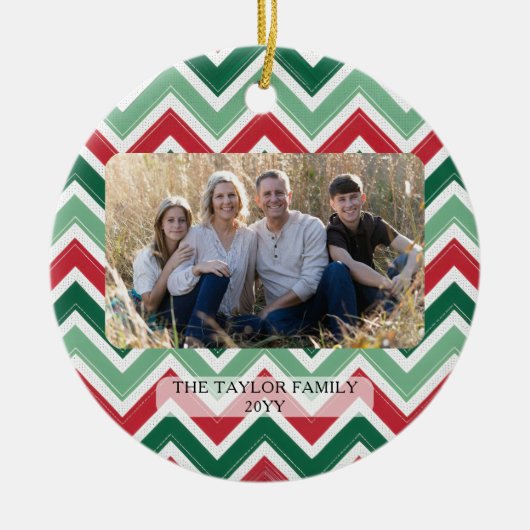 Personalized Red Green Chevron Christmas Photo Keramik Ornament (Vorne)