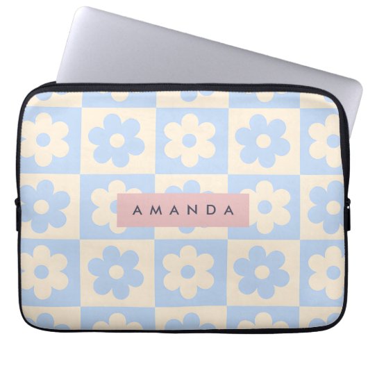Personalized Retro Blue Daisy Pastel Flower Laptopschutzhülle (Vorderseite)