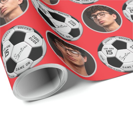 Personalized Soccer Ball Birthday  | Age Name Text Geschenkpapier (Rolleneckpunkt)
