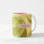Personalized Sparkle Lime Slice Glitter Citrus Zweifarbige Tasse (VorderseiteRechts)