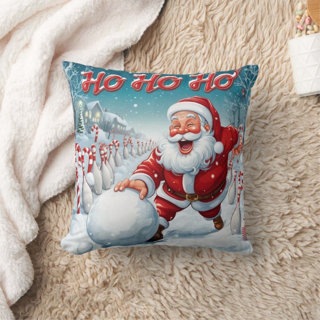 Personalized Striking Santa Bowling  Kissen (Decke)
