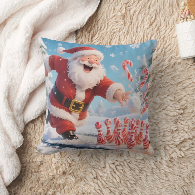 Personalized Striking Santa Bowling  Kissen (Decke)