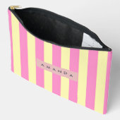 Personalized Sweet Pastel Pink and Yellow Stripe Zubehörtasche (Offen)