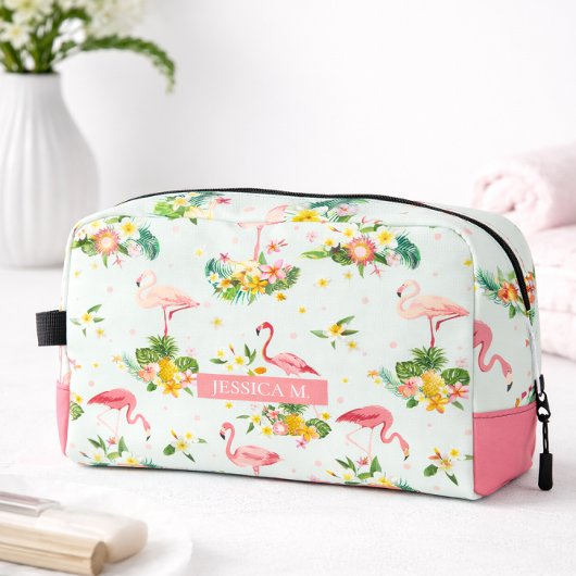 Personalized Tropical Flamingo Pink Beach Vibes Waschbeutel