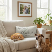Personalized Wedding Gift: Gray Farmhouse Throw Lendenkissen