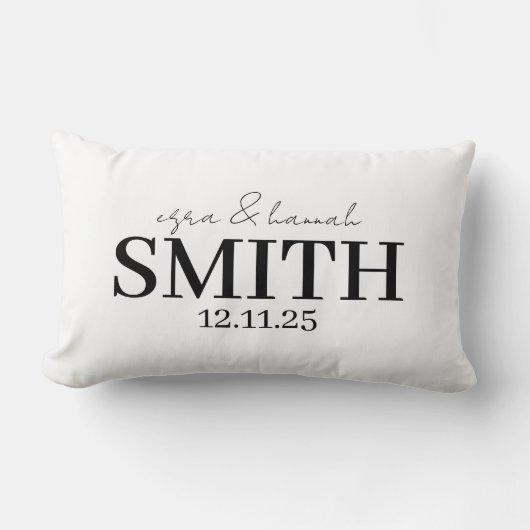 Personalized Wedding Pillow, Last Name & Date Lendenkissen (Vorderseite)