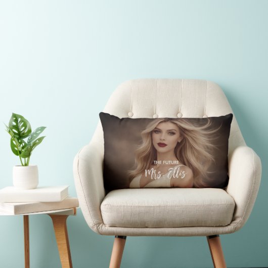 Personalized Wedding Pillow – The Future, Mrs. Lendenkissen (Stuhl )