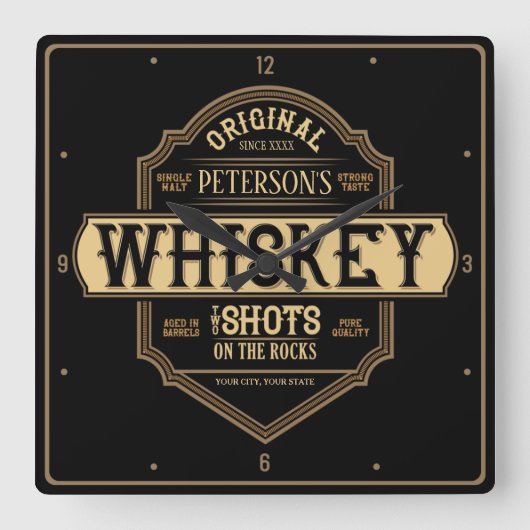 Personalized Whiskey on the Rocks Liquor Label Bar Quadratische Wanduhr (Vorderseite)